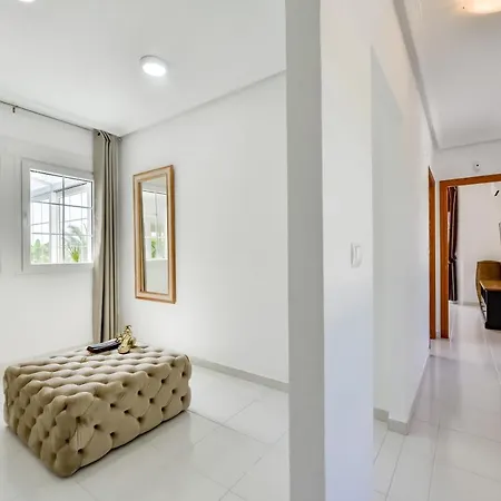 Very Luxurious Seaside With Private Pool 别墅 坎佩略